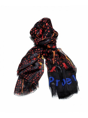 Proenza Schouler выставили первую коллекцию шарфов