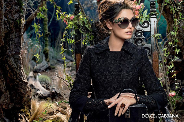 Бьянка Балті представляє осінню колекцію окулярів Dolce & Gabbana