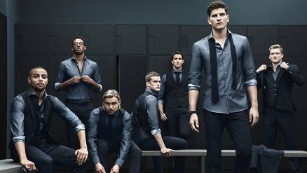 Збірна Німеччини з футболу в костюмах Hugo Boss, саме яскраве фото.