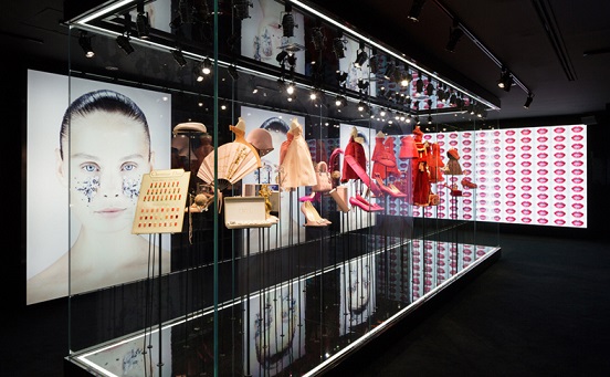 Ретроспективна виставка Esprit Dior в Токіо - фото